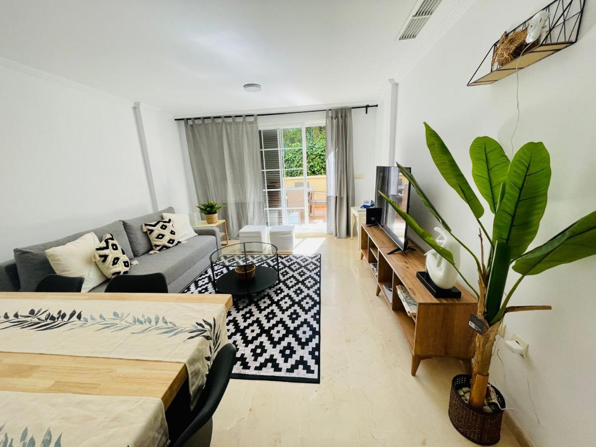 Marbella Pleasant Duplex By Elviria Las Dunas Beach ภายนอก รูปภาพ