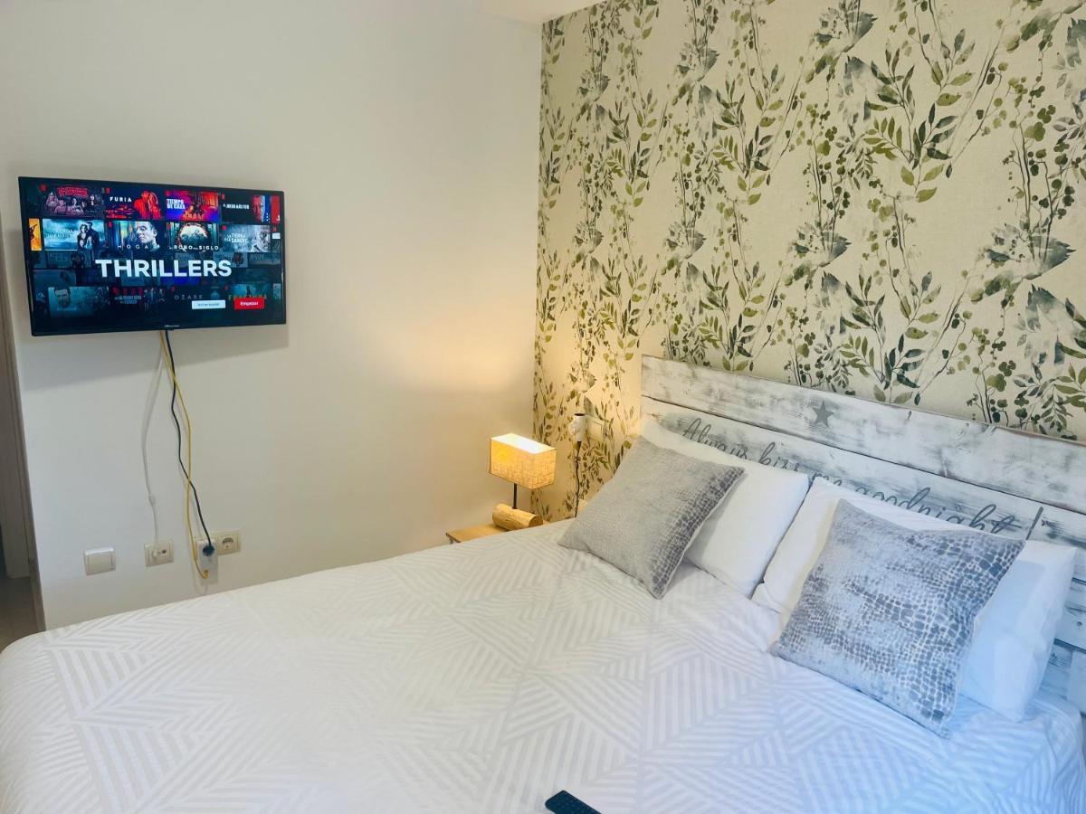 Marbella Pleasant Duplex By Elviria Las Dunas Beach ภายนอก รูปภาพ
