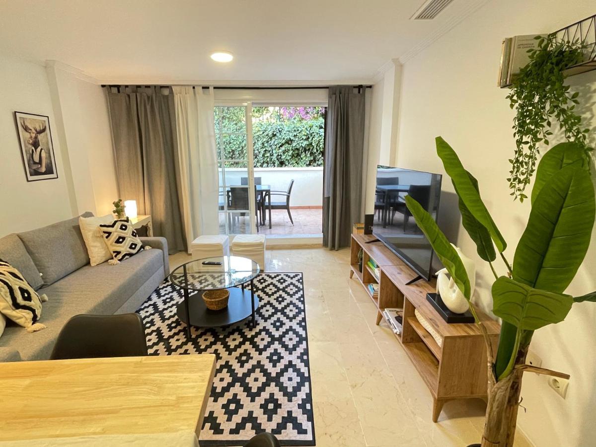 Marbella Pleasant Duplex By Elviria Las Dunas Beach ภายนอก รูปภาพ