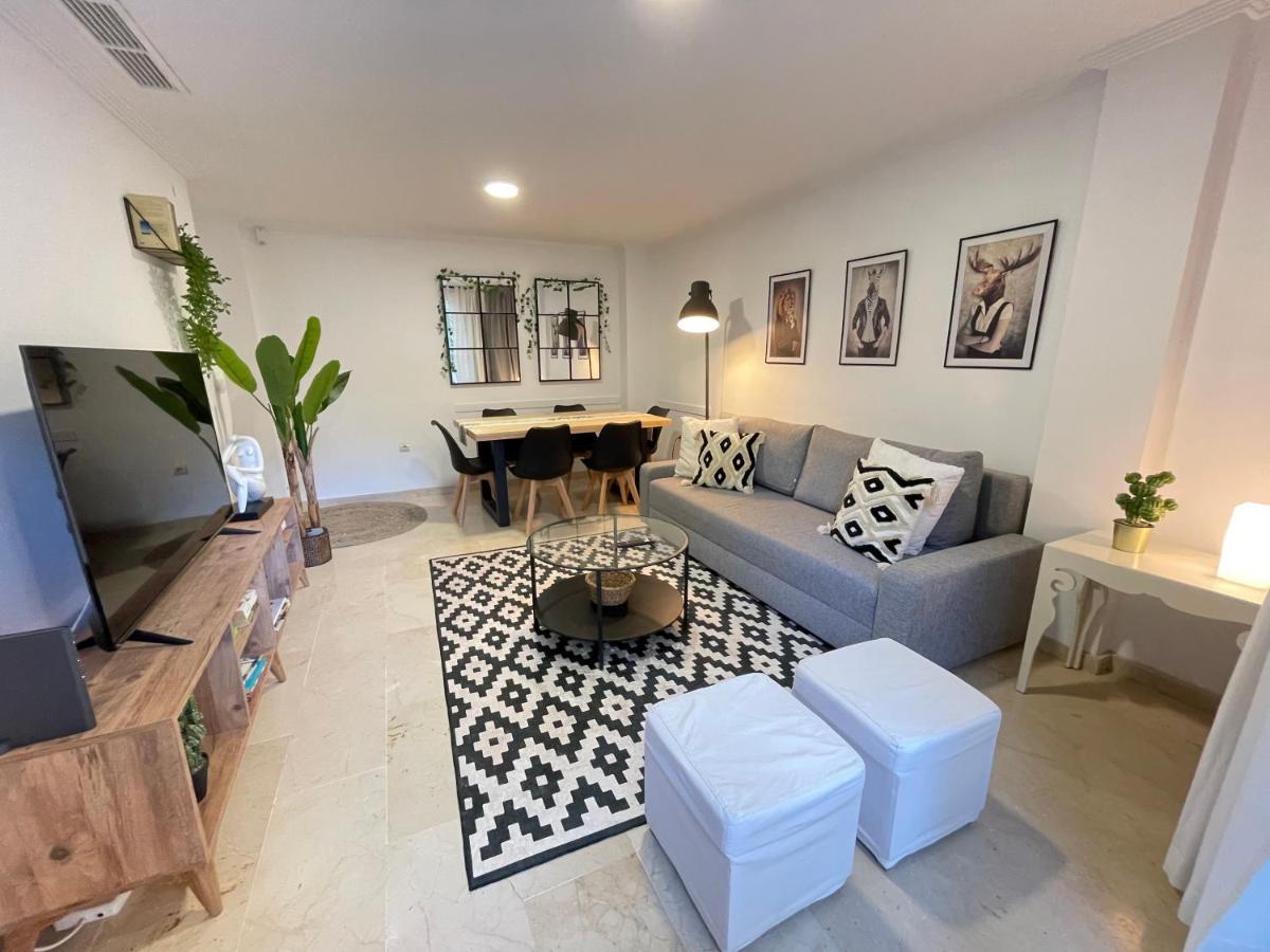 Marbella Pleasant Duplex By Elviria Las Dunas Beach ภายนอก รูปภาพ