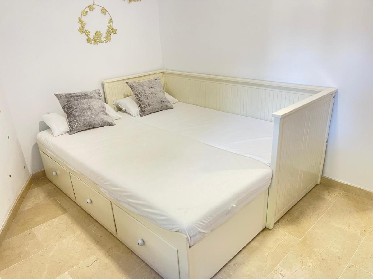 Marbella Pleasant Duplex By Elviria Las Dunas Beach ภายนอก รูปภาพ
